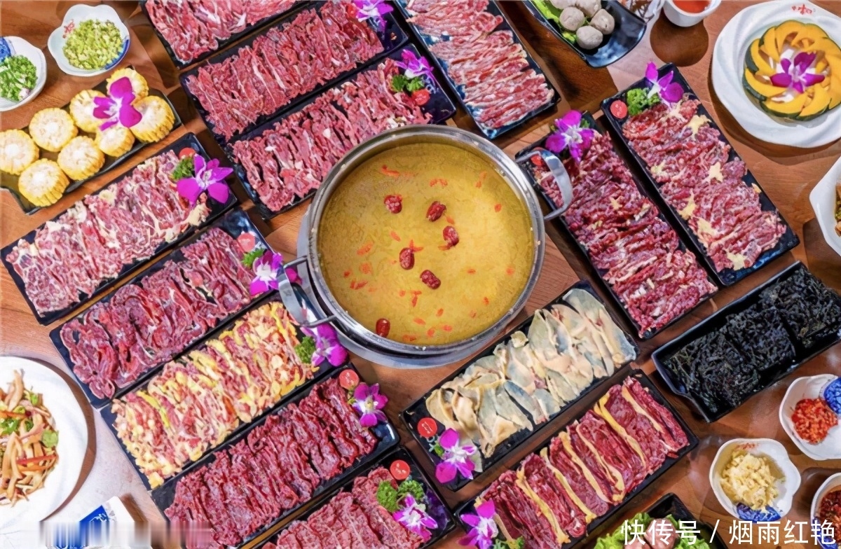 北方人VS南方人的火锅蘸料,虽然吃的是同一个锅,却是两种味道