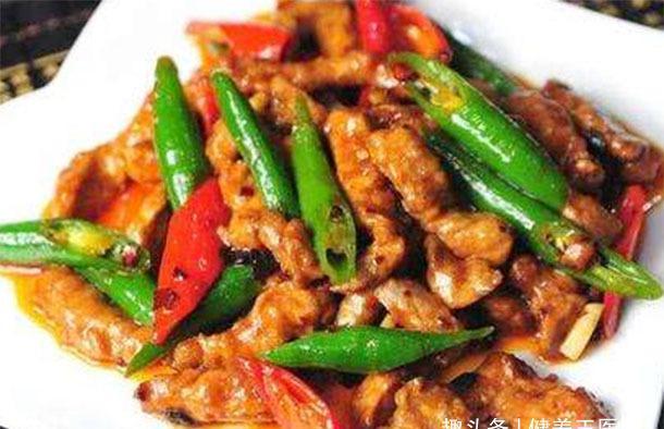 营养物质|冬天温度低影响人们吃饭的胃口,多吃补铁菜,补铁强身身体棒