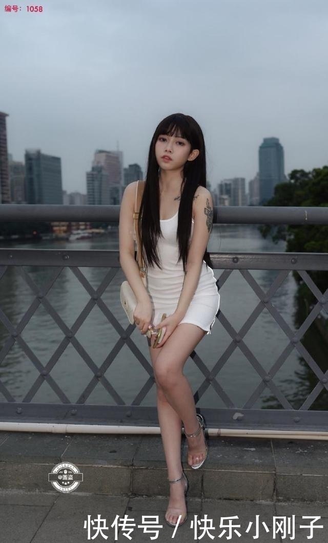 颜色 连衣裙的穿搭示范,让你放松心情,还有气质
