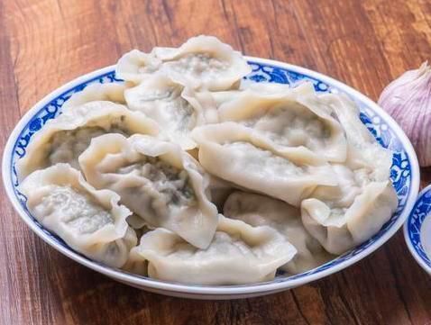 饺子|做韭菜饺子，最忌讳放这2种调料，不少人喜欢放，难怪饺子不香