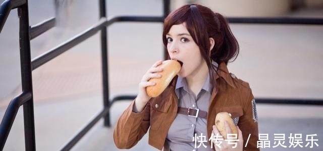 巨人|进击巨人COS：小哥神还原巨人模样！韩吉漂亮潇洒，风头盖过三笠