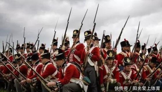 古代骑士|一战期间，这个庞然大物吓退德军，救了一个英军骑兵团