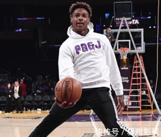布朗尼|再见NBA！2023届选秀榜布朗尼跌至第50，詹姆斯也无能为力