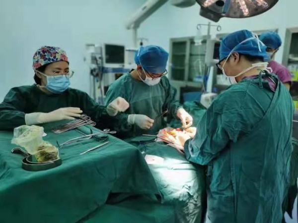 惹的祸|2岁男孩肠子破了8处,竟是这东西惹的祸!很多人家里都有