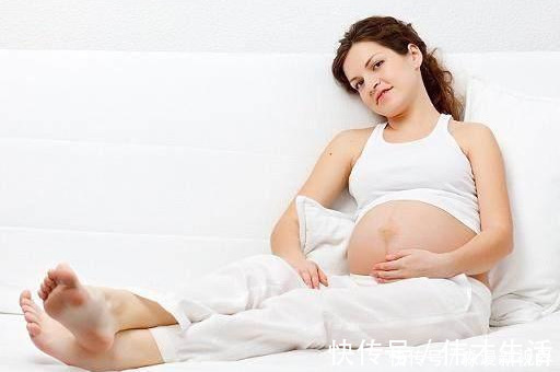 一屁股|孕晚期,经常这个“坐姿”,不利胎儿“入盆”,孕妈快点改掉吧!