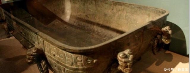这个“浴缸”曾被当马槽,被一人发现后成国宝,如今禁止出境展览