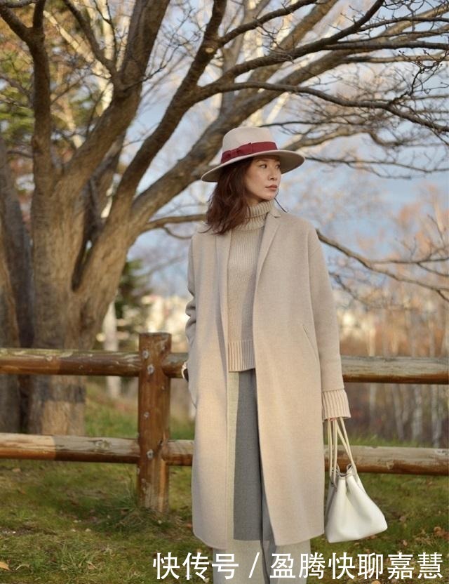 到了冬天才发现,穿大衣还得选“过膝款”,搭配老爹靴显高又有范