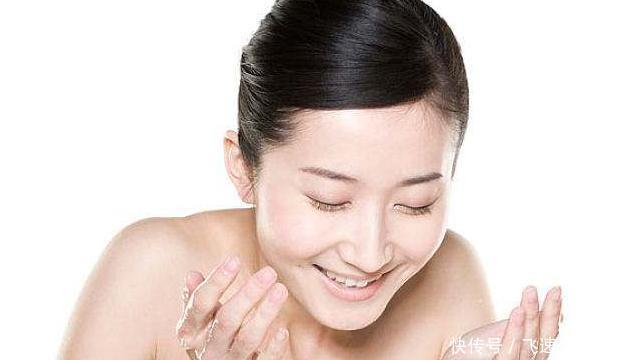 洗发水|头发出油变细软送你3招告别“油头”,让头发顺滑有光泽