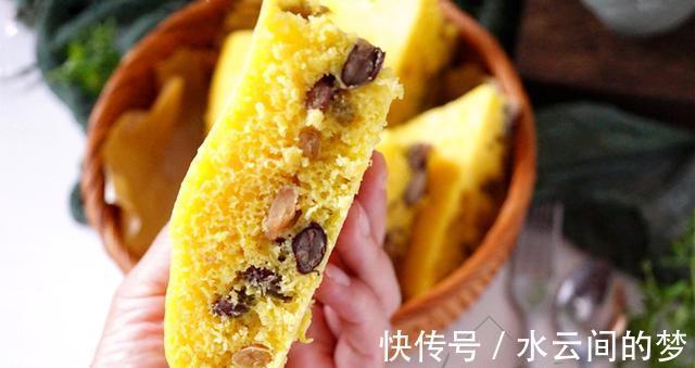 清香|8月吃鲜玉米正当时，打入2个鸡蛋，不炒不煮，蓬松暄软又清香