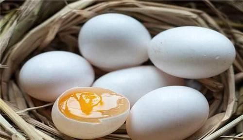 骨骼|孩子不长高？若能在25岁前做好3事，常吃3物，还能拔高一大截