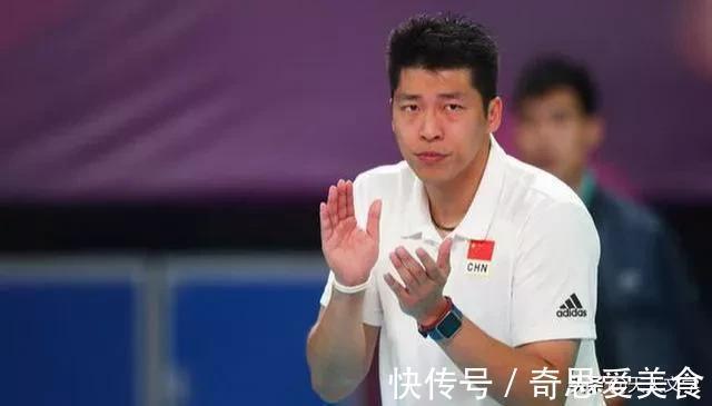 排球|沈琼当中国女排主教练的呼声很高,为夺冠蓄胡明志,事业有妻陪伴