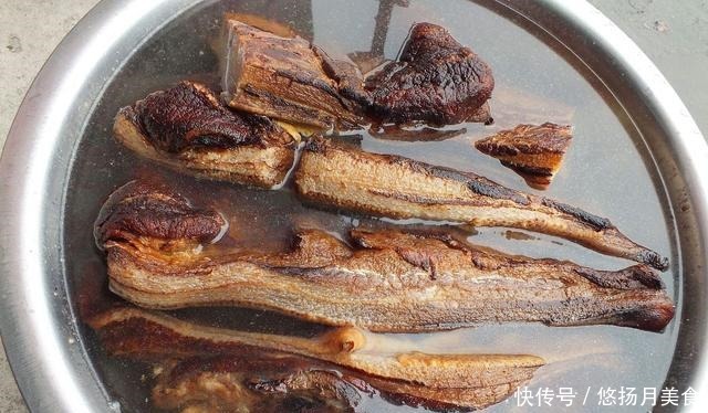 腊肉不能直接炒,提前做这3步,肥肉晶莹剔透,瘦肉越嚼越香