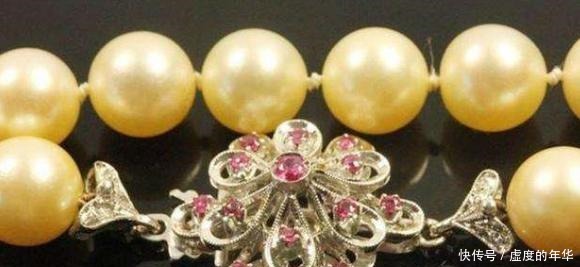 赠送|她曾经是大清最后一位皇后的贴身婢女,后来还被赠送了一条项链!