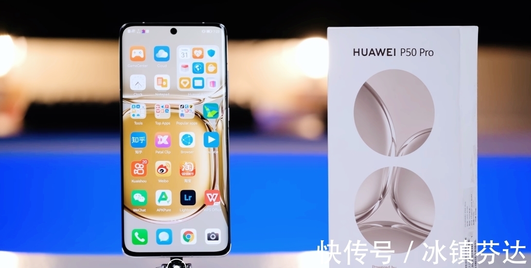 直屏|华为P50Pro使用两个月，又换回了iPhone13Pro，理由让我太无奈