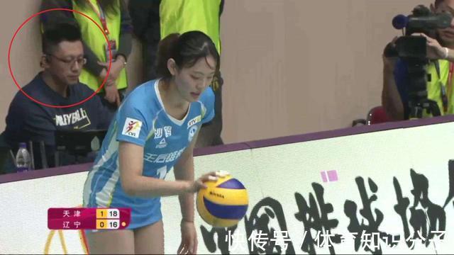 郎平|中国女排魏秋月:亚洲最美二传,嫁郎平助教,与丈夫15岁就相识