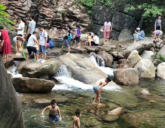 王丽辉|57首夏日游玩诗词:人间何处融融意，夏日山中八月天