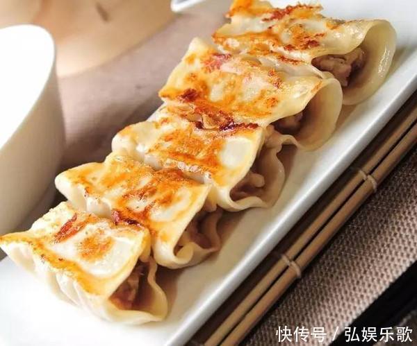 此馅的锅贴,老公说好多年没吃到了,一顿吃了3大盘