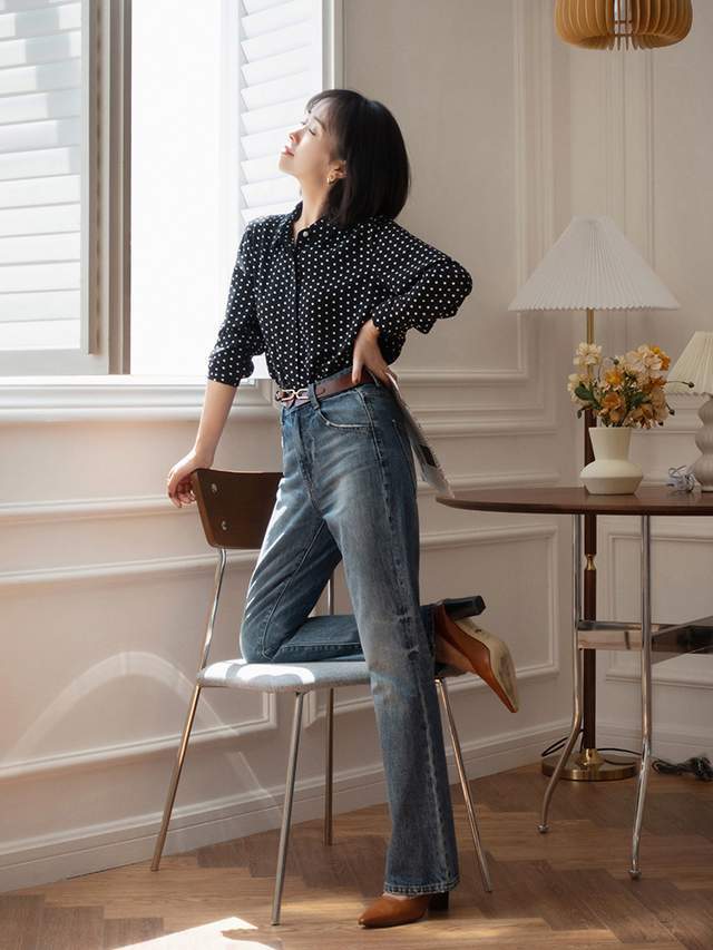 搭配|“上班”穿什么衬衫好看?波点衬衫、蓝色衬衫搭配指南,高级洋气