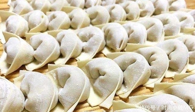 原来馄饨还可以这么包,我又学会了一招!爽呆了