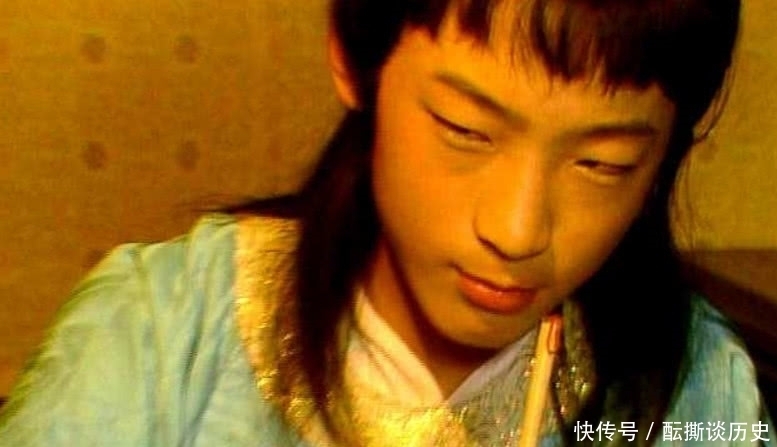 红楼梦|不爱宝玉爱贾环,红楼梦中这两个丫鬟,把温柔给贾环,情自有定数