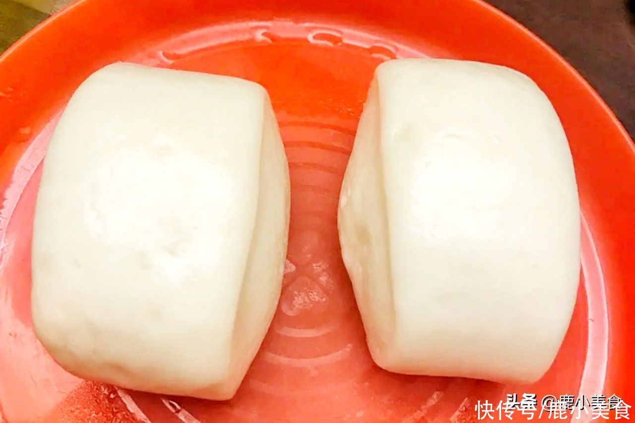 馒头不够蓬松还开裂？和面时多加2料，馒头个个蓬松暄软，真好吃