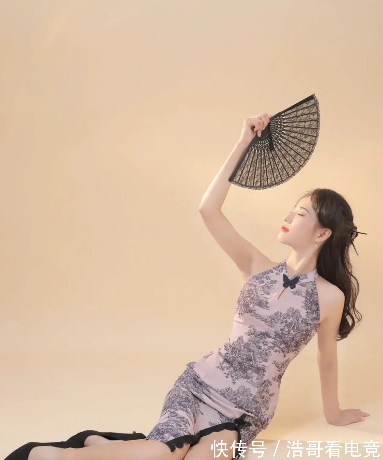 凤笙$秋韵·七言格律:离人望月听寒雁,冷雨浇杯醉梦乡