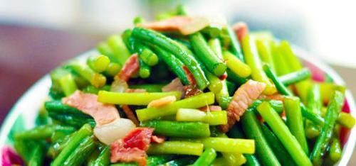 蒜苗和它是天生的“敌人”，不能一起食用，可惜知道的人太少了！