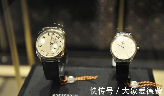 牛仔裤","m":"73ccc5d6d4cf97fd3b31486bde4043bc76f0fd2c","nlabel":"stat_3048107060:zm.news.so.com:5pyA576O5aWz5Lq65b+D,pageType_zmt,glevel_3","ntag":"tfashion;sfashion_时尚;kfashion_1:时尚;kfashion_1:牛仔裤;call_P:全类:时尚