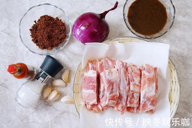 多汁|猪肉价格一下降，我和家人就爱这样吃烤猪排，鲜嫩多汁香而不腻