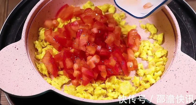 宝宝|宝宝爱吃的面条做法,孩子抢着吃长高个,出锅秒光,11月辅食首选