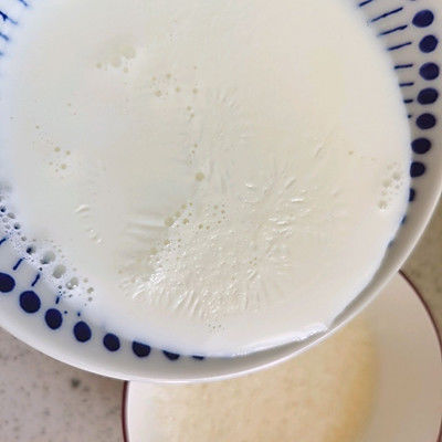 超容易的自制蜜豆双皮奶，香甜幸福的味道