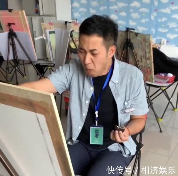 美术生|美术生的调皮日常画一个水瓶骗过老师,就连牛奶盒也可以画出来