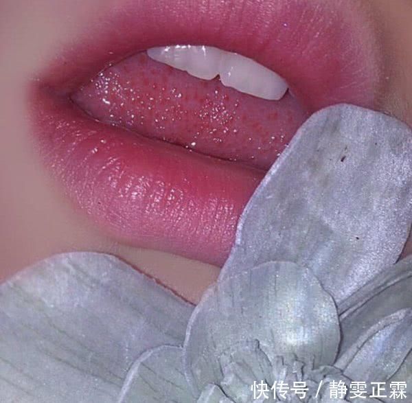 女生|“笑起来很好看”的女生,嘴唇会有“3特征”,若你也有,难怪异性缘爆棚