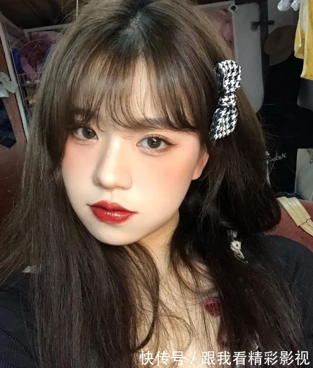 唇釉 直男眼中女生涂口红VS不涂口红,差距也太大了……!