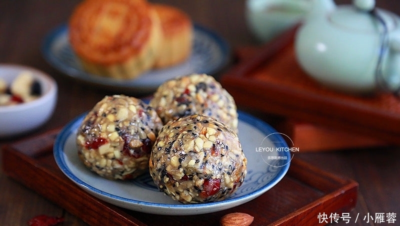 手把手教你五仁馅做法,我家每年都做很多,吃过的人都说比买的香