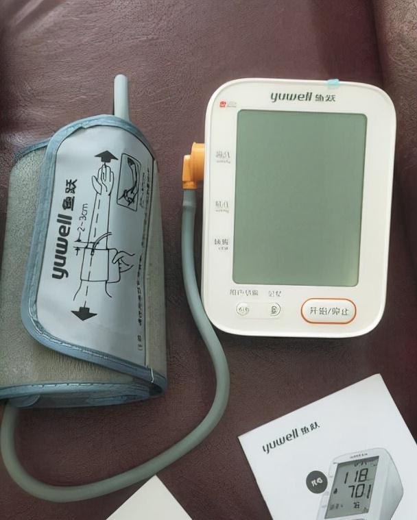 降压|高血压患者冬季降压指南!做好4件事,血压平稳不用慌