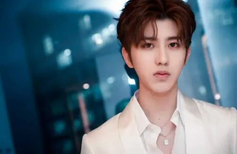 演唱会|蔡徐坤2021巡回演唱会预告，曾一直被黑，如今口碑好