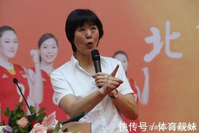 女排|郎平谈疫情对女排影响,朱婷等主力无有效治疗,执教生涯问心无愧