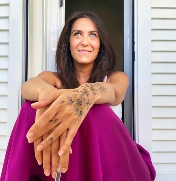 裙子|当她们掀开裙子,露出“惊艳”的大腿时,所有人都看呆了