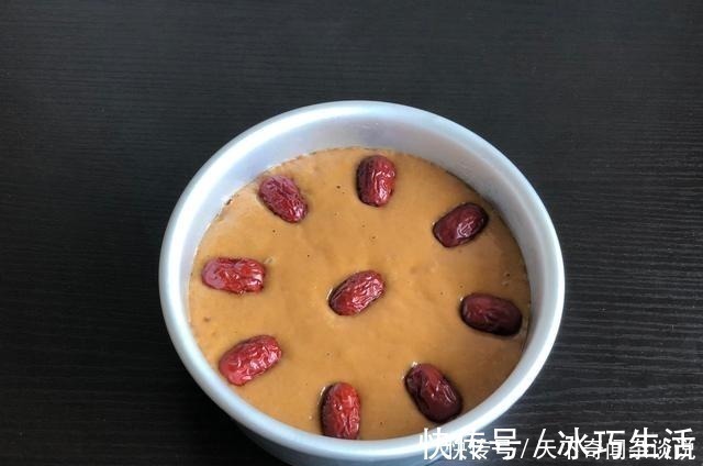 红糖发糕有弹性,不粘牙有诀窍,别光用面粉,加点它,一次就成功