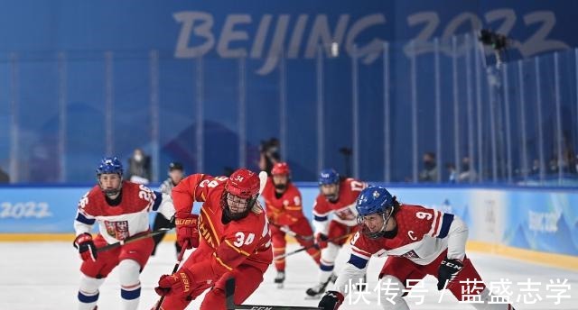 冰球俱乐部|深圳运动员出战北京冬奥!打入中国女冰首战唯一进球!