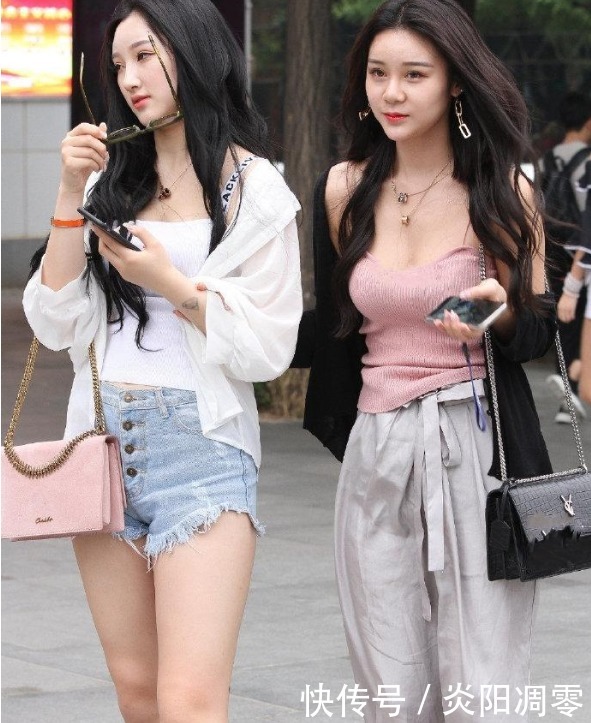 穿搭|妹子怕把鞋子“走掉”了，特意用鞋带绑了3圈