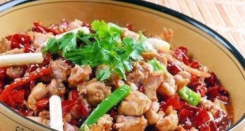  芋头|精选美食：糖醋带鱼、芋头排骨汤、煎蛋酥冬瓜、干锅仔兔的做法