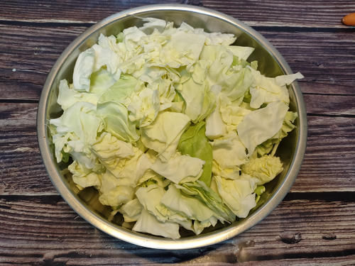  包菜|酒店一般不外传的开胃泡菜，酸甜嘎嘣脆，下酒下饭都合适，收藏了