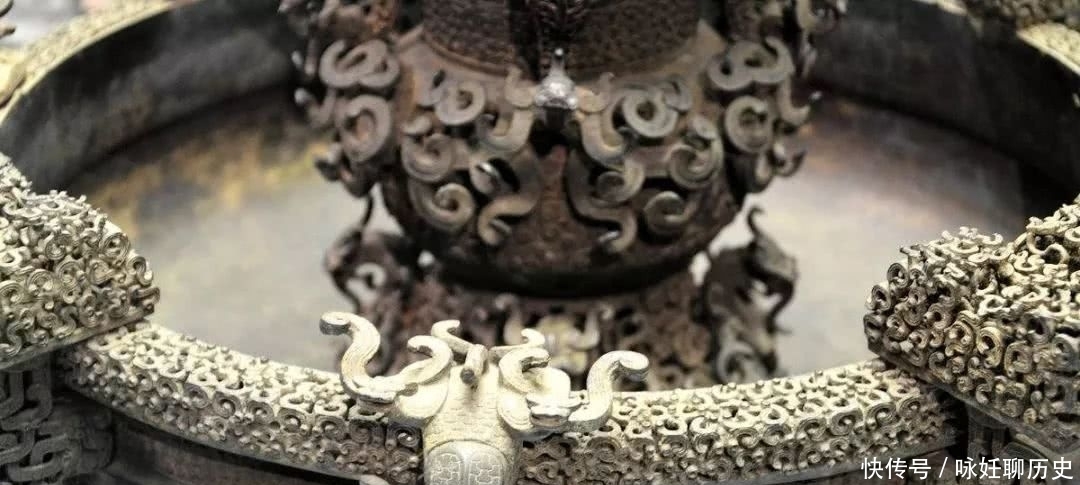 偏爱|曾侯乙大墓出土文物众多,但我却偏爱曾侯乙尊铜盘