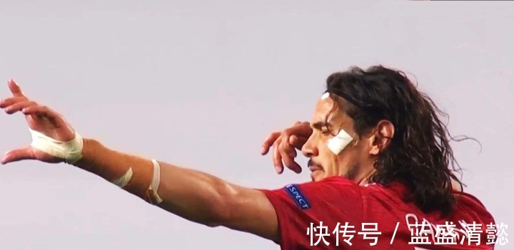 c罗|7号球衣也让了,前锋位置也让了,卡瓦尼再和曼联续约就不明智了!