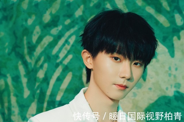 时代少年团录制北京台春晚,6位少年喜气洋洋!马嘉祺再度缺席