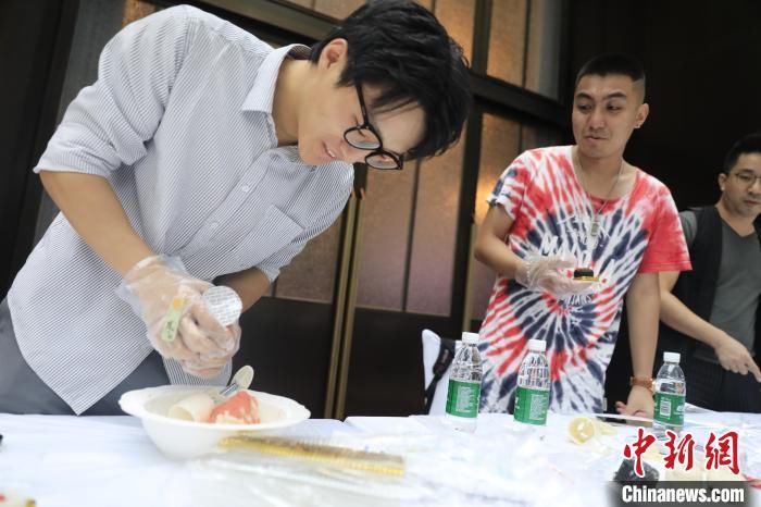 四川|趣味运动、做月饼 在川（蓉）港澳台青年大学生中秋联谊活动在蓉举行