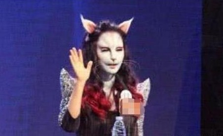 非诚勿扰|“非诚勿扰”中,没人敢牵手的“猫脸女”,卸妆后原来长这个样子