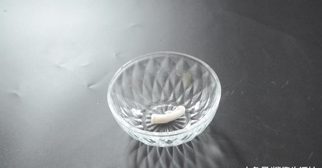 酒精和牙膏混合在一起, 没想到还有这3大妙用, 简直太实用了